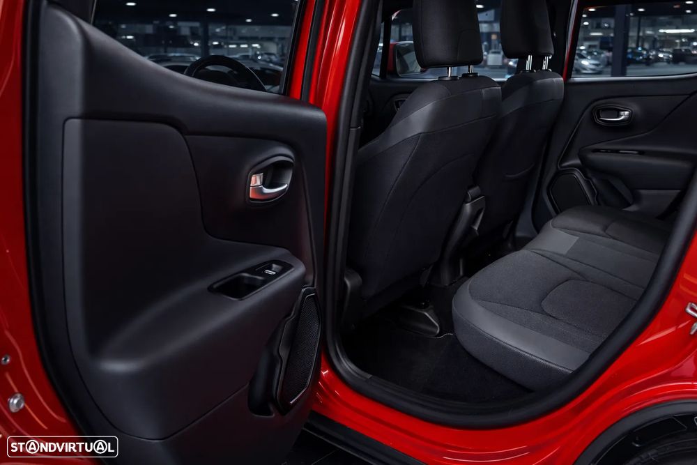 Jeep Renegade 1.0 T Night Eagle - 11