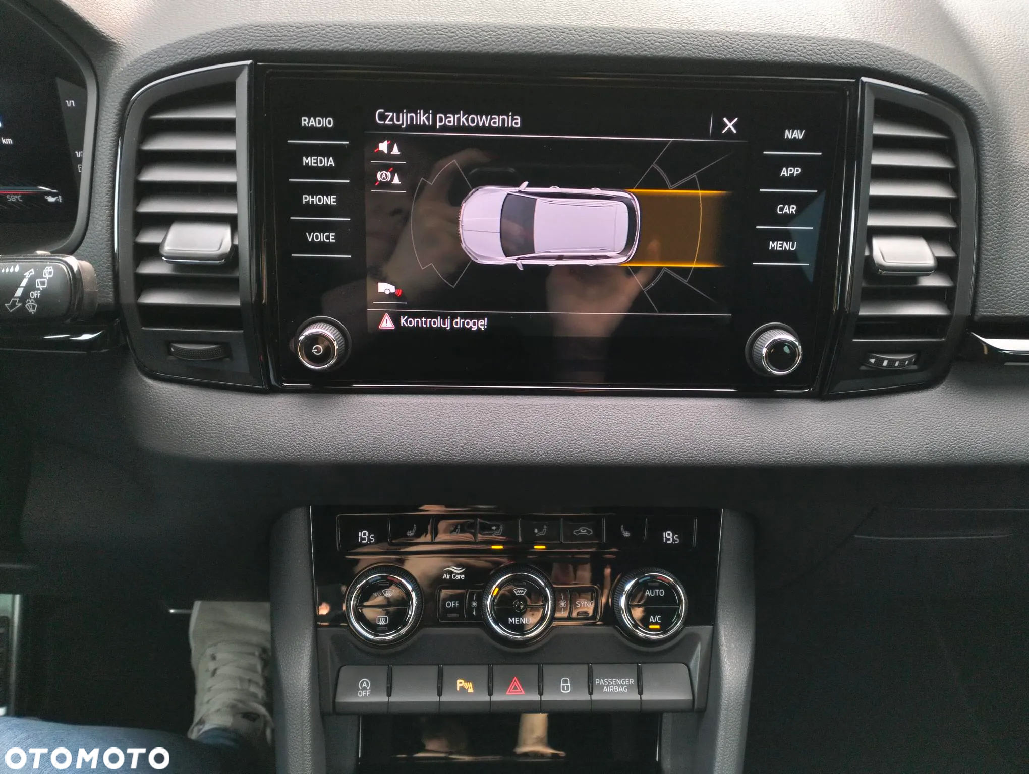 Skoda Karoq 2.0 TSI 4x4 Sportline DSG - 30