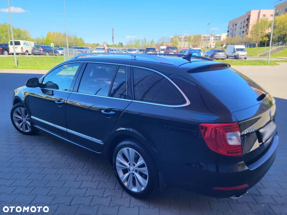 Skoda Superb 2.0 TDI Green tec Elegance - 21
