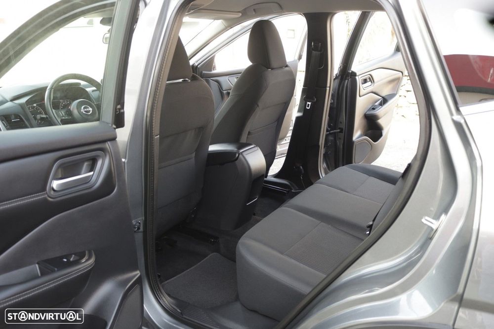Nissan Qashqai 1.3 DIG-T Acenta - 28