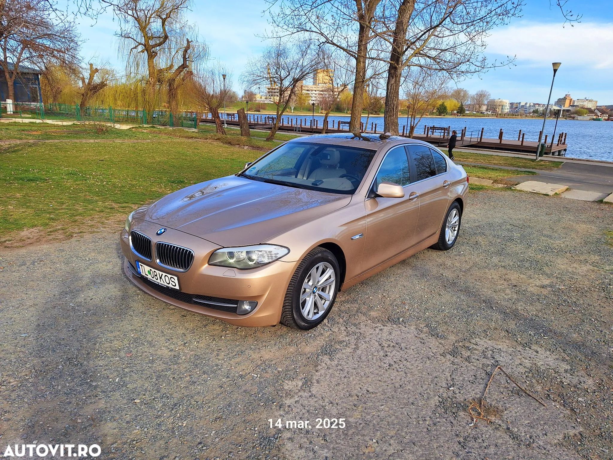 BMW Seria 5 520d Aut. Luxury Line - 1