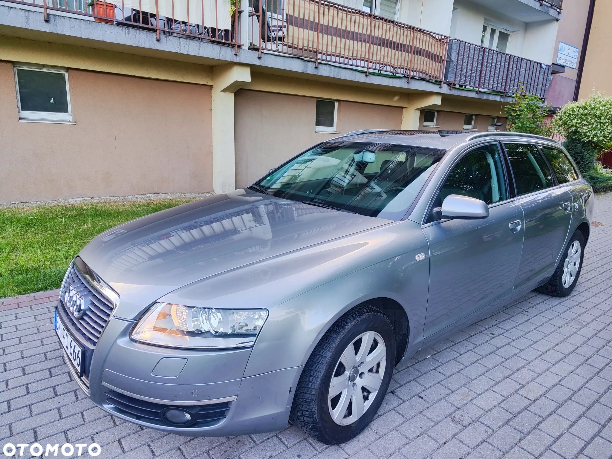 Audi A6 - 1