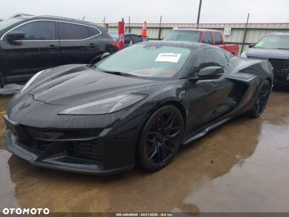 Chevrolet Corvette - 2