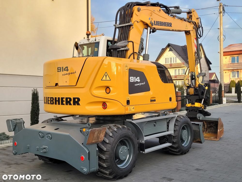 Liebherr A914 compact / ROTOTILT ze szczypcami / SUPER STAN / - 6
