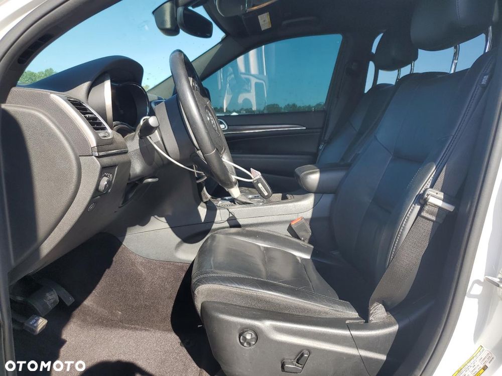 Jeep Grand Cherokee - 8
