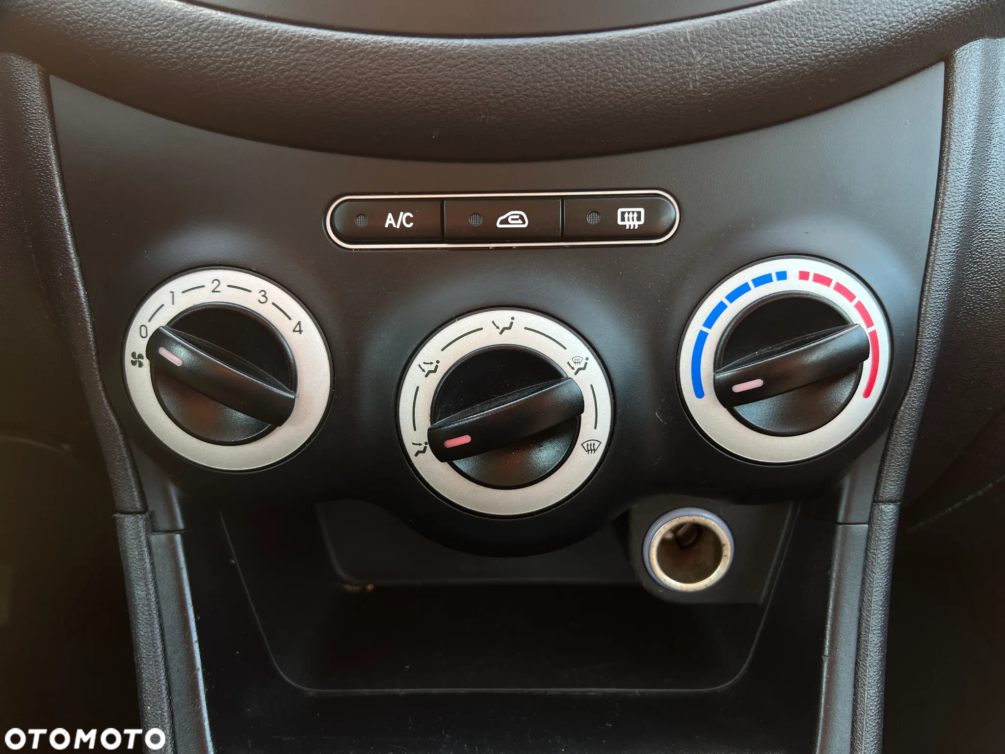 Hyundai i10 - 18
