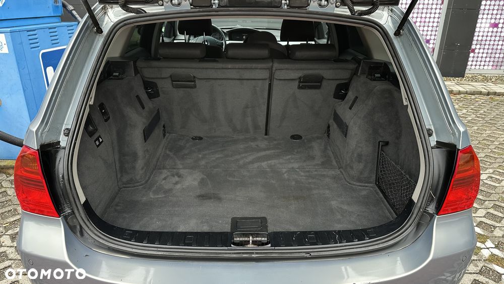 BMW Seria 3 320d DPF - 12