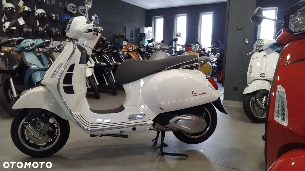 Vespa GTS - 5