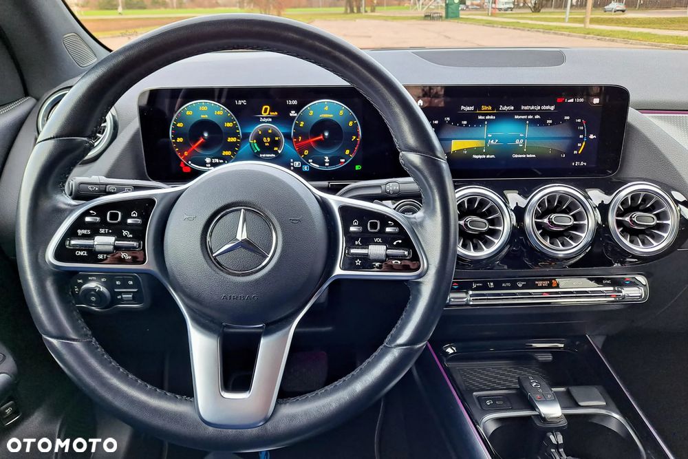 Mercedes-Benz GLA 250 4Matic 8G-DCT Progressive - 21