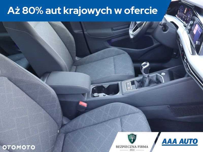 Volkswagen Golf - 10