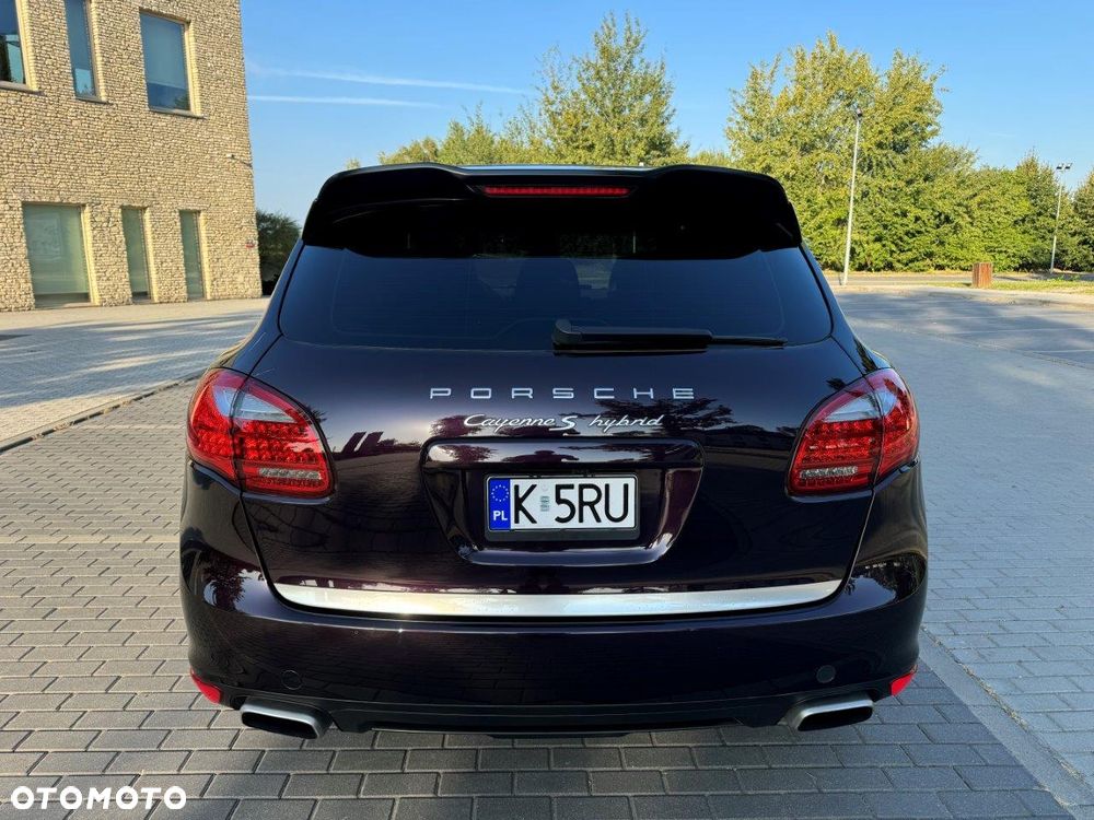 Porsche Cayenne - 7
