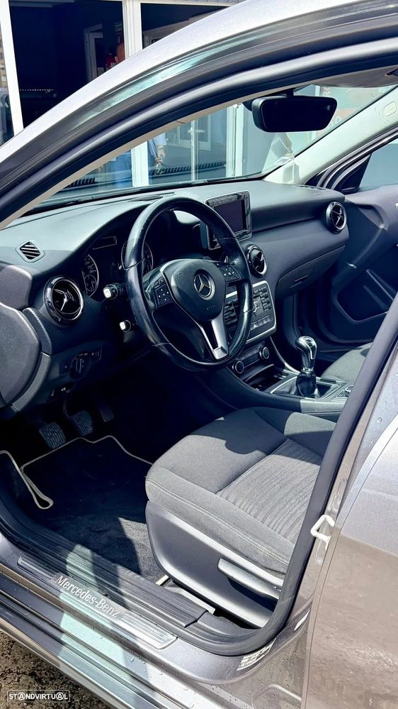 Mercedes-Benz A 180 CDI (BlueEFFICIENCY) - 12