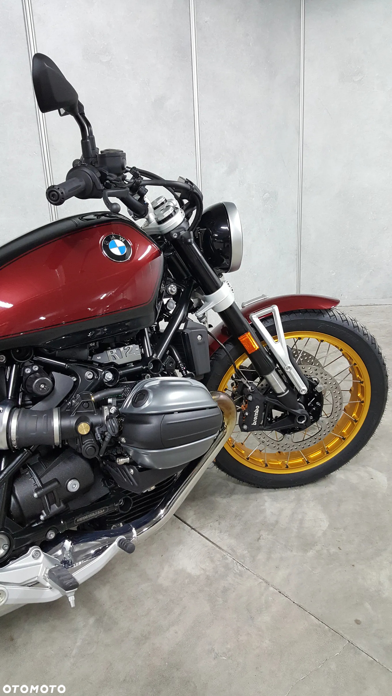 BMW R - 7