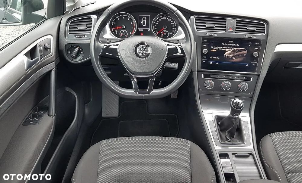 Volkswagen Golf Variant - 13