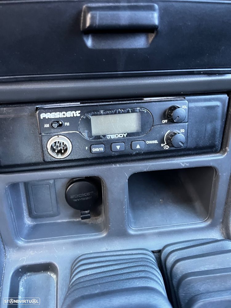 Mitsubishi Pajero 2.5 TDi GLX - 23