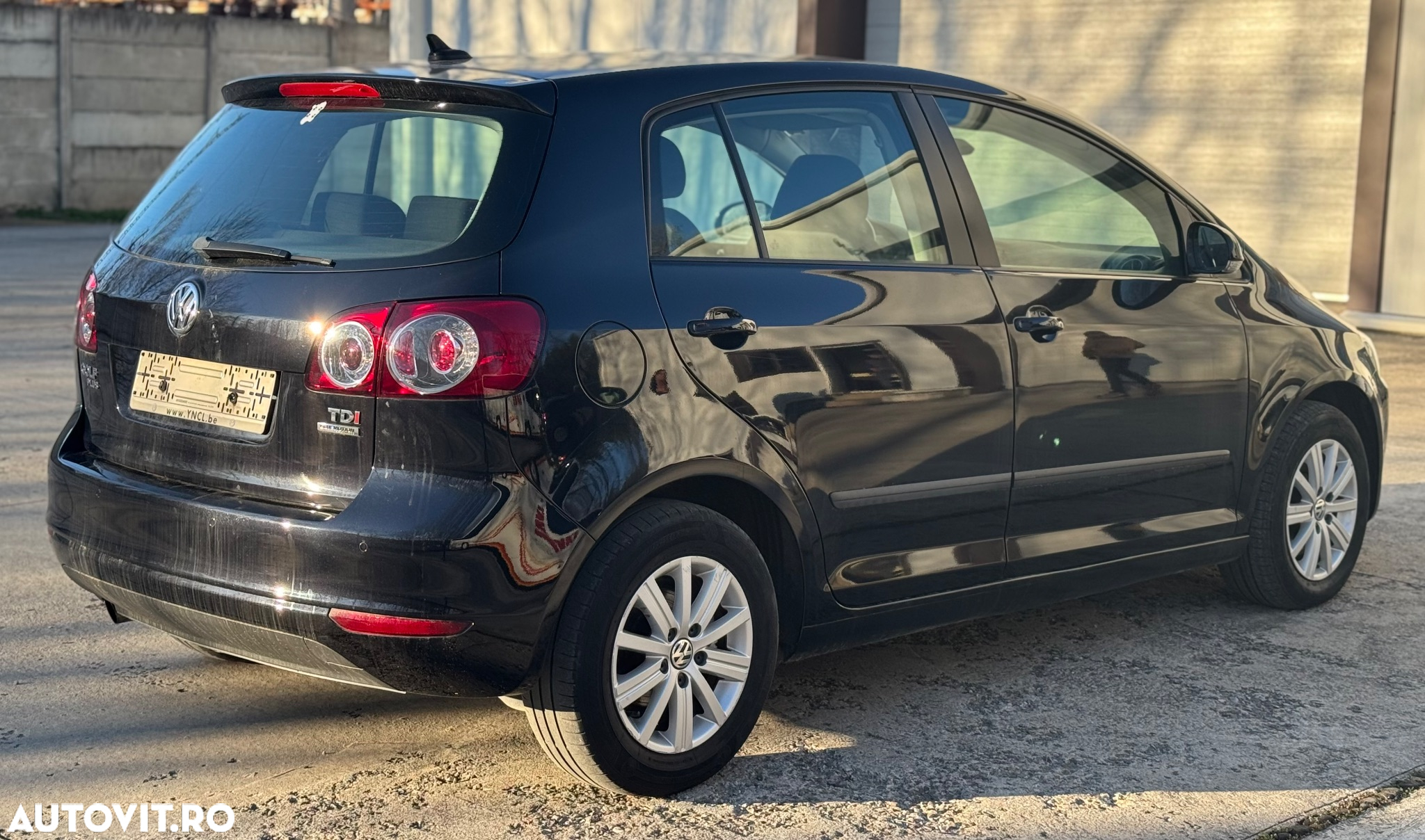 Volkswagen Golf Plus 1.6 TDI DPF Comfortline - 5