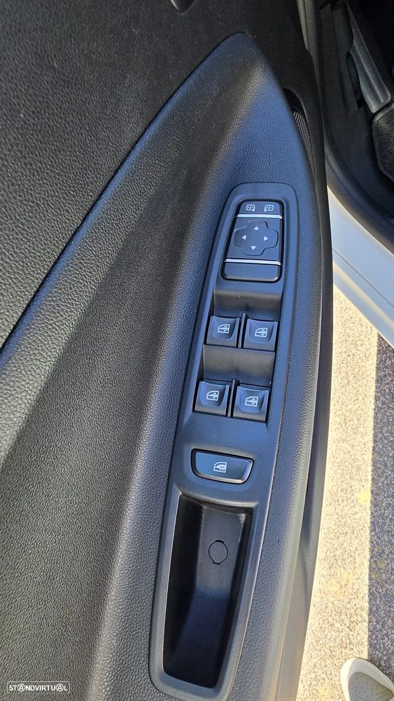 Renault Zoe (c/ Bateria) Intens 50 - 10