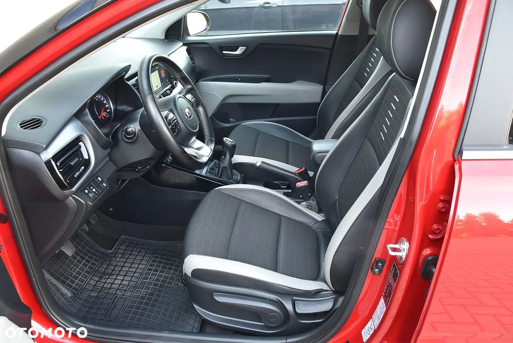 Kia Stonic - 23