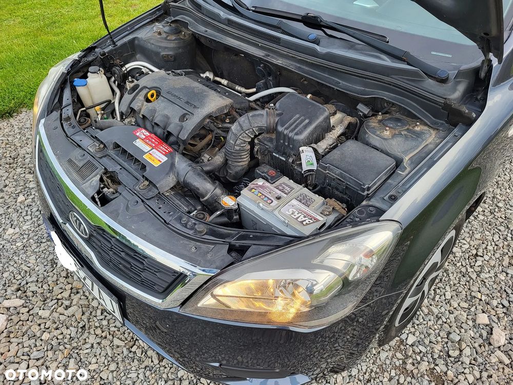 Kia Ceed 1.4 Comfort + - 18