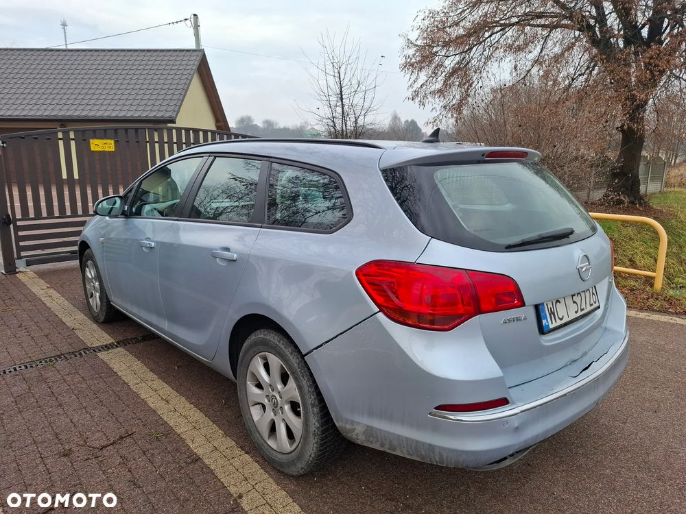 Opel Astra - 3