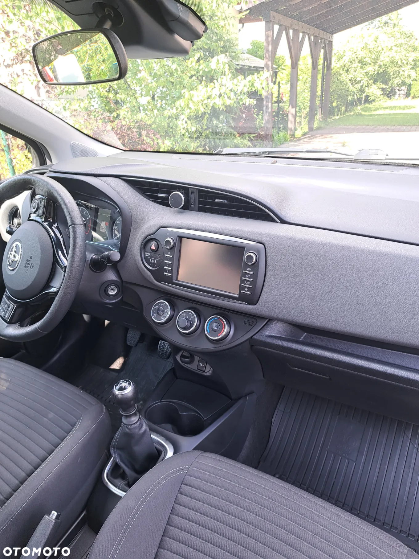 Toyota Yaris 1.5 Dynamic - 5