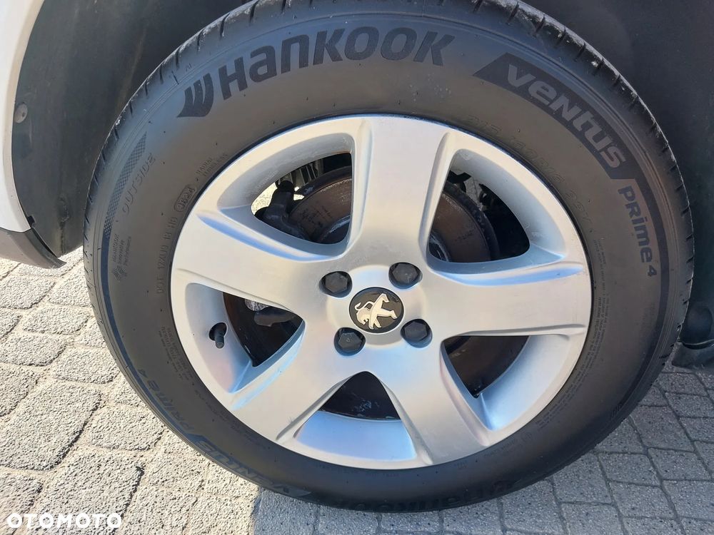 Peugeot 3008 HDi 150 Active - 27