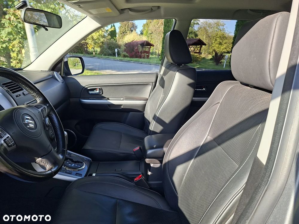 Suzuki Grand Vitara 3.2 Automatik Comfort+ 20 Jahre - 11