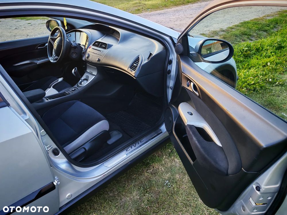 Honda Civic 2.2i-CTDi Comfort - 11