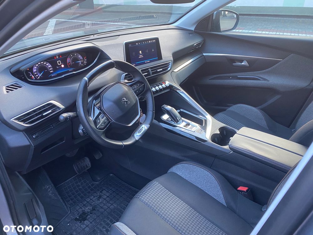 Peugeot 3008 - 9