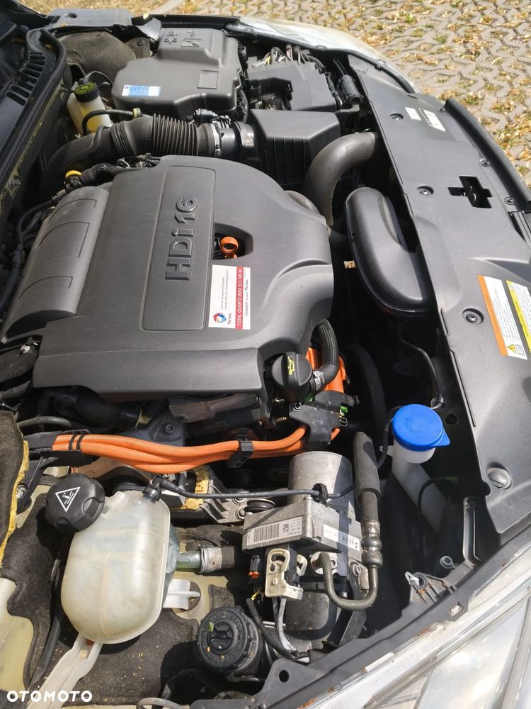 Peugeot 508 RXH 2.0 HDi HYbrid4 - 11