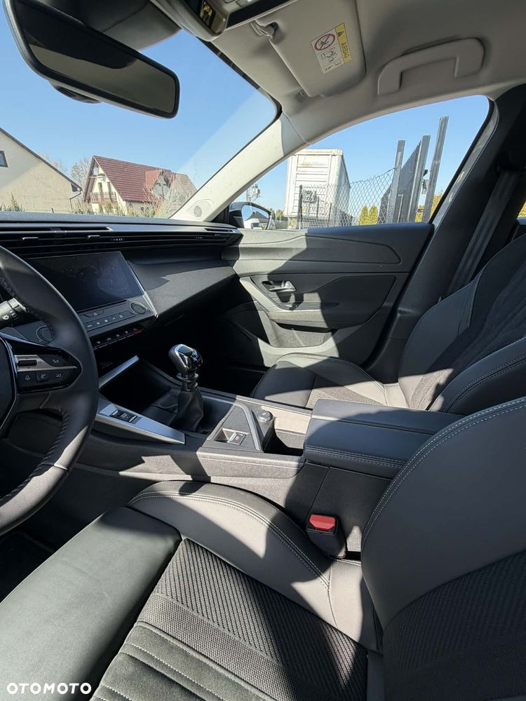 Peugeot 308 1.2 PureTech Allure S&S - 13