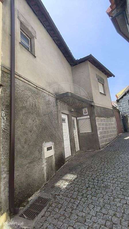 Moradia T2 para venda - Grande imagem: 2/3