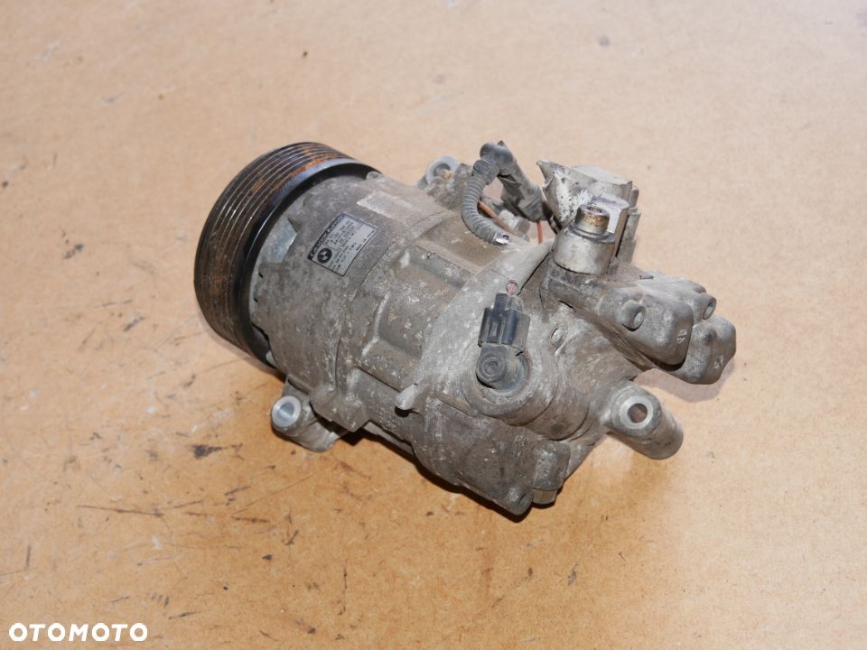 SPRĘŻARKA KLIMATYZACJI BMW E87 2.0B 08' 9182794-02 - 2