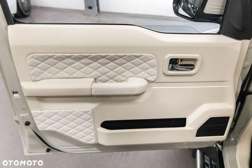 Suzuki Jimny - 36