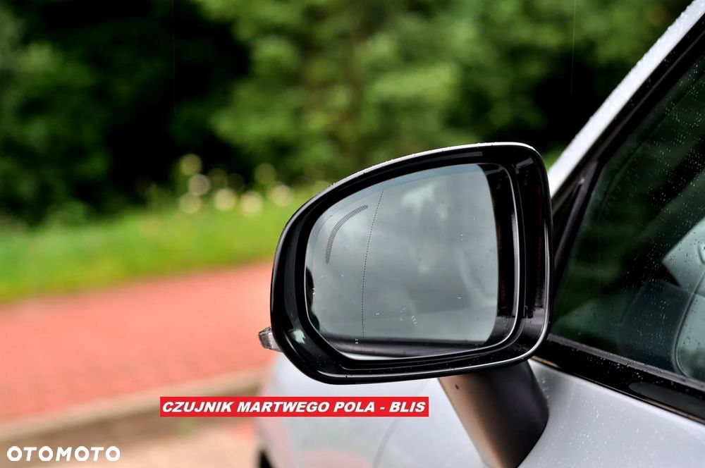 Volvo XC 60 B4 D Plus Dark - 34