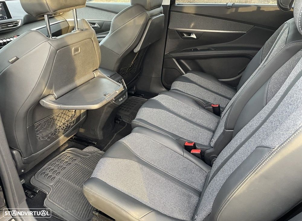 Peugeot 5008 1.5 BlueHDi Allure Pack - 11