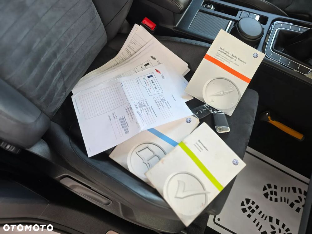 Volkswagen Passat - 36