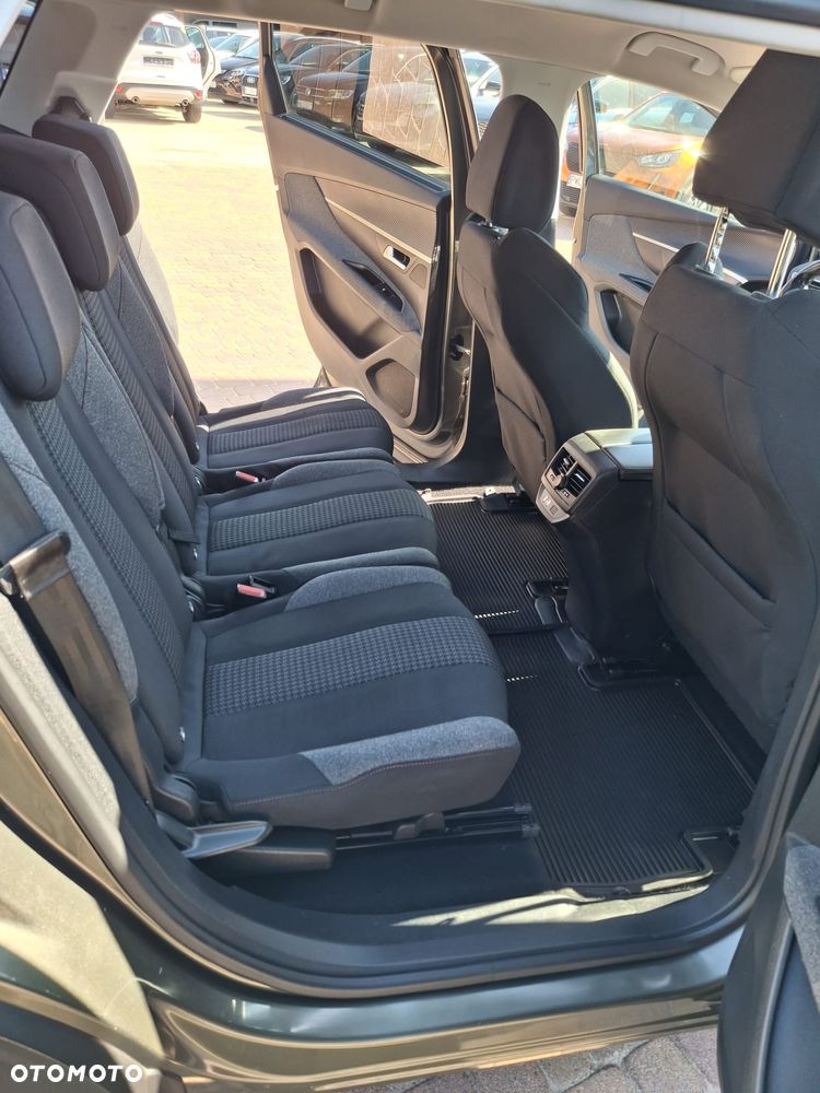 Peugeot 5008 1.5 BlueHDi Active S&S EAT8 - 16