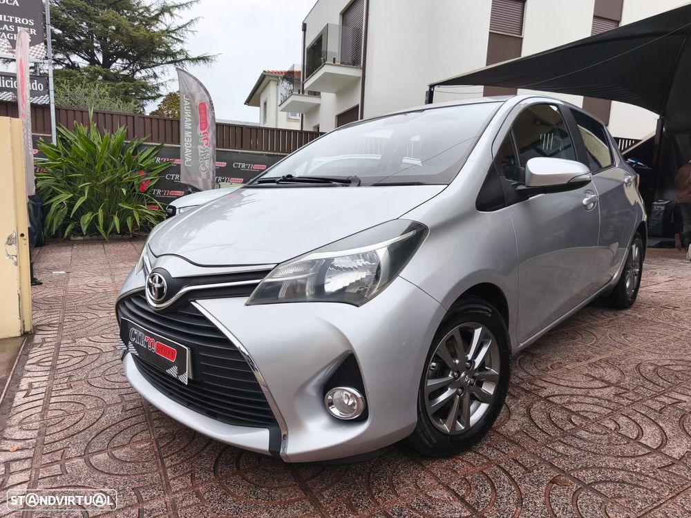 Toyota Yaris 1.4 D-4D Comfort 99g - 1