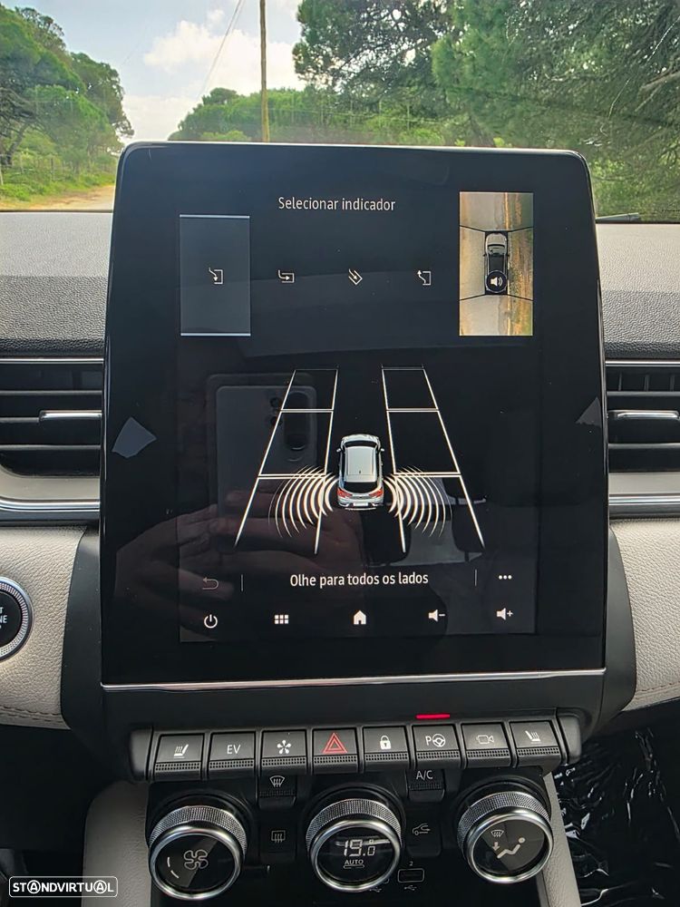 Renault Captur 1.6 E-Tech Plug-In Initiale Paris - 18