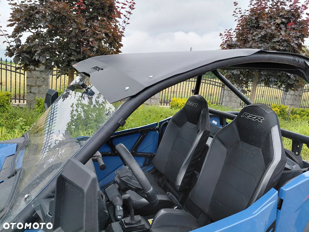 Polaris RZR - 12