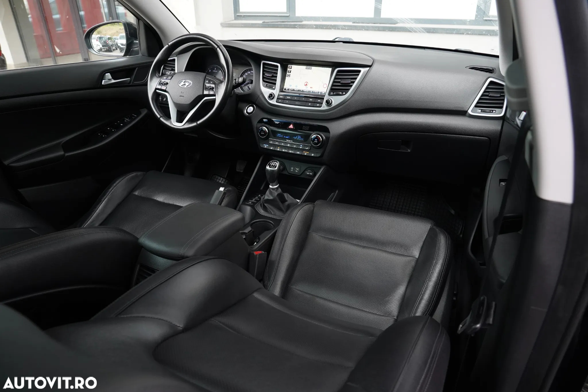 Hyundai Tucson 2.0 CRDI 4WD Style - 6