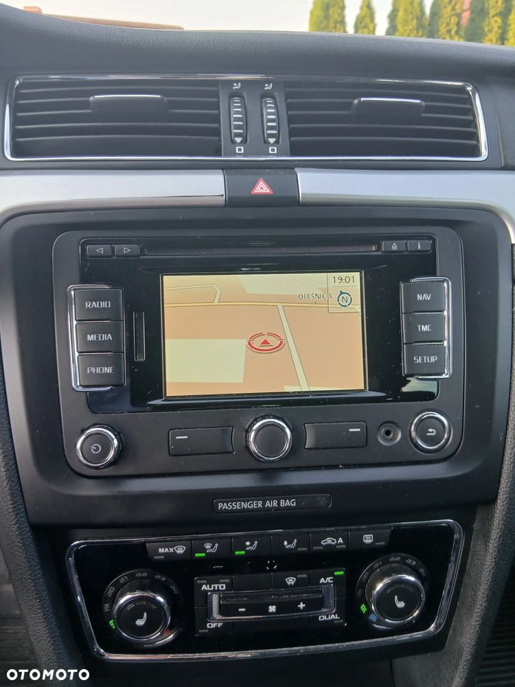 Skoda Superb 2.0 TDI Ambition - 14