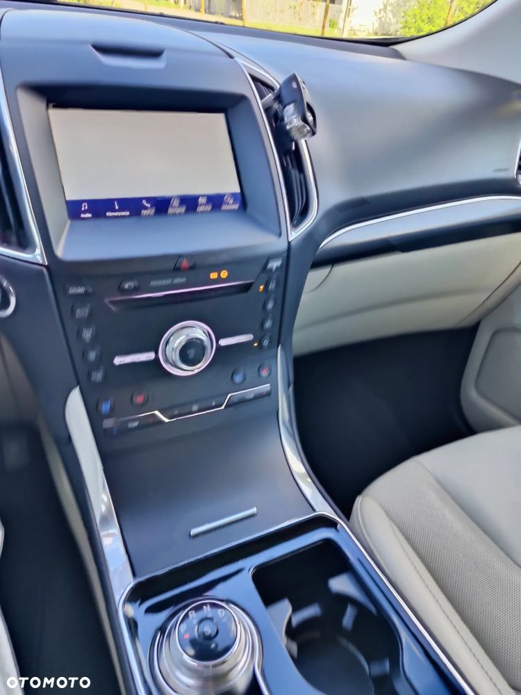 Ford Edge - 24