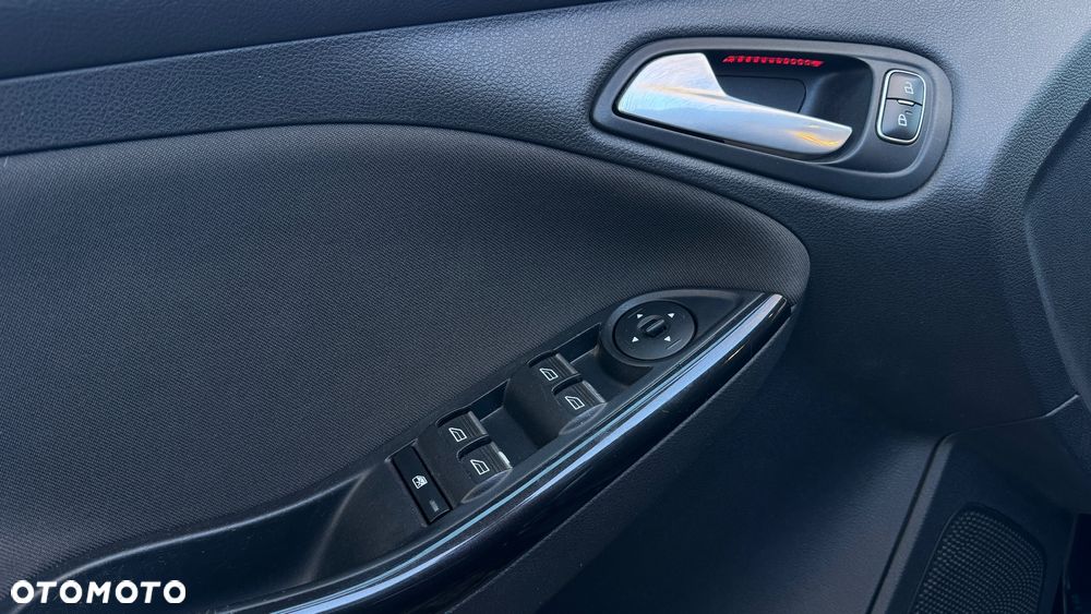 Ford Focus 1.0 EcoBoost Edition - 12