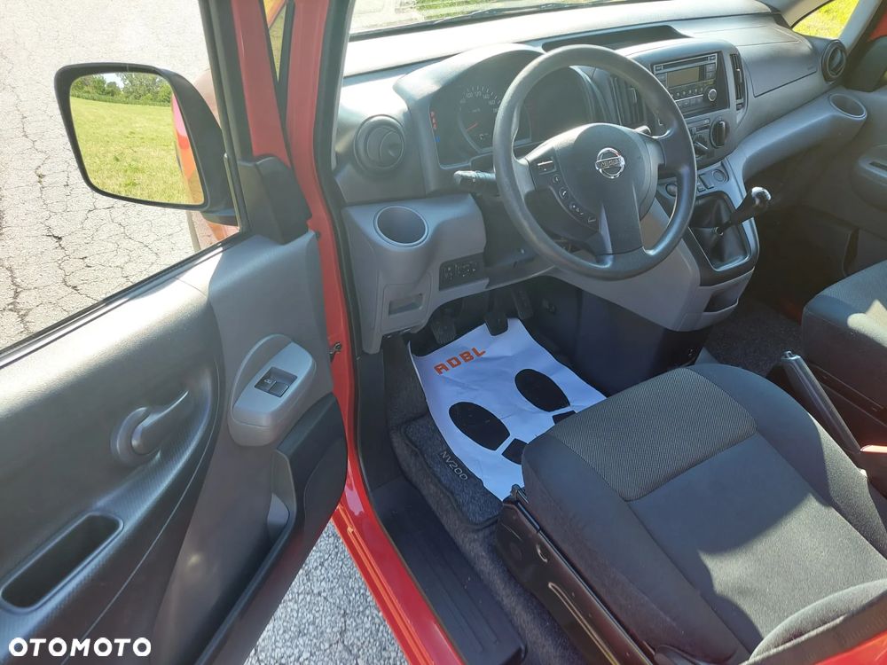 Nissan NV200 - 15
