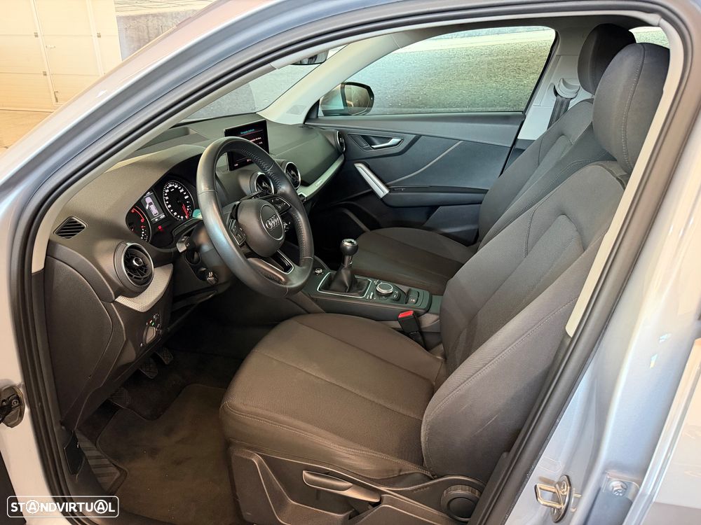 Audi Q2 30 TDI Design - 6