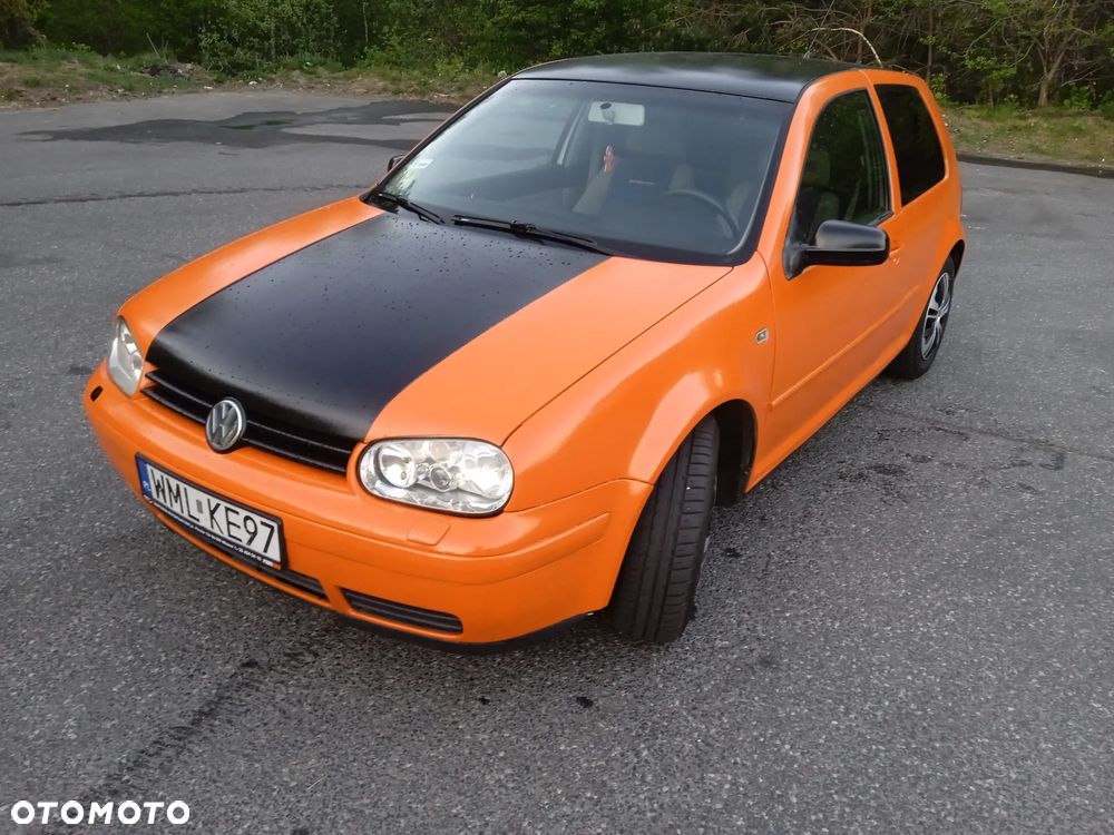 Volkswagen Golf - 2