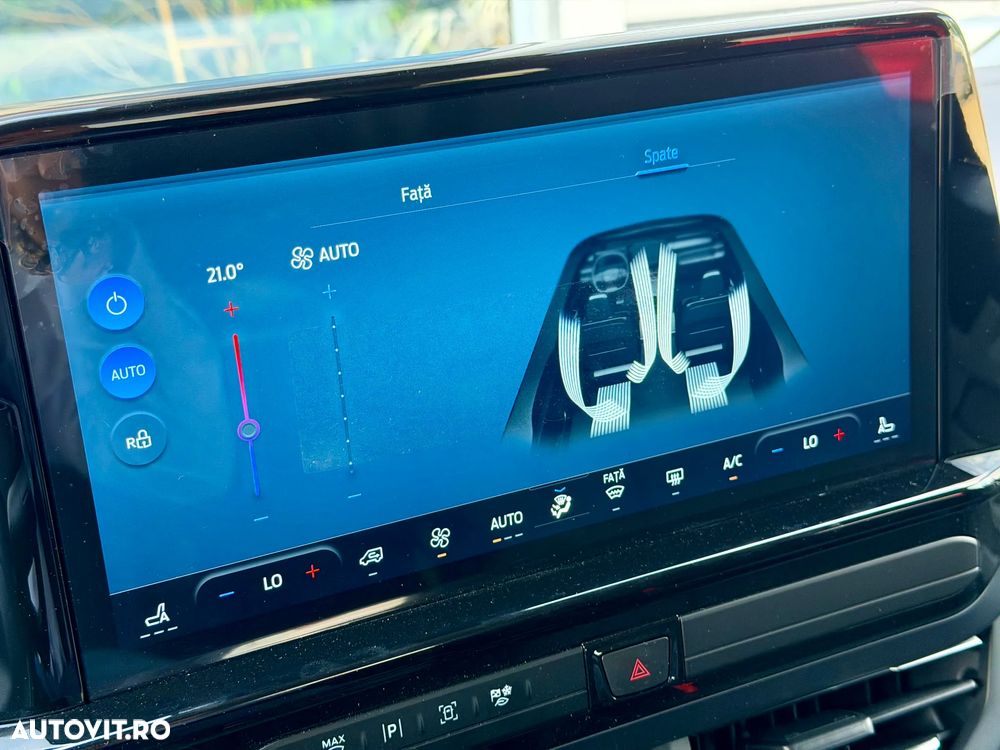 Ford Tourneo - 20