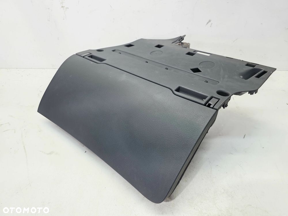 SCHOWEK PASAŻERA AUDI A6 C6 4F1857035BT - 3